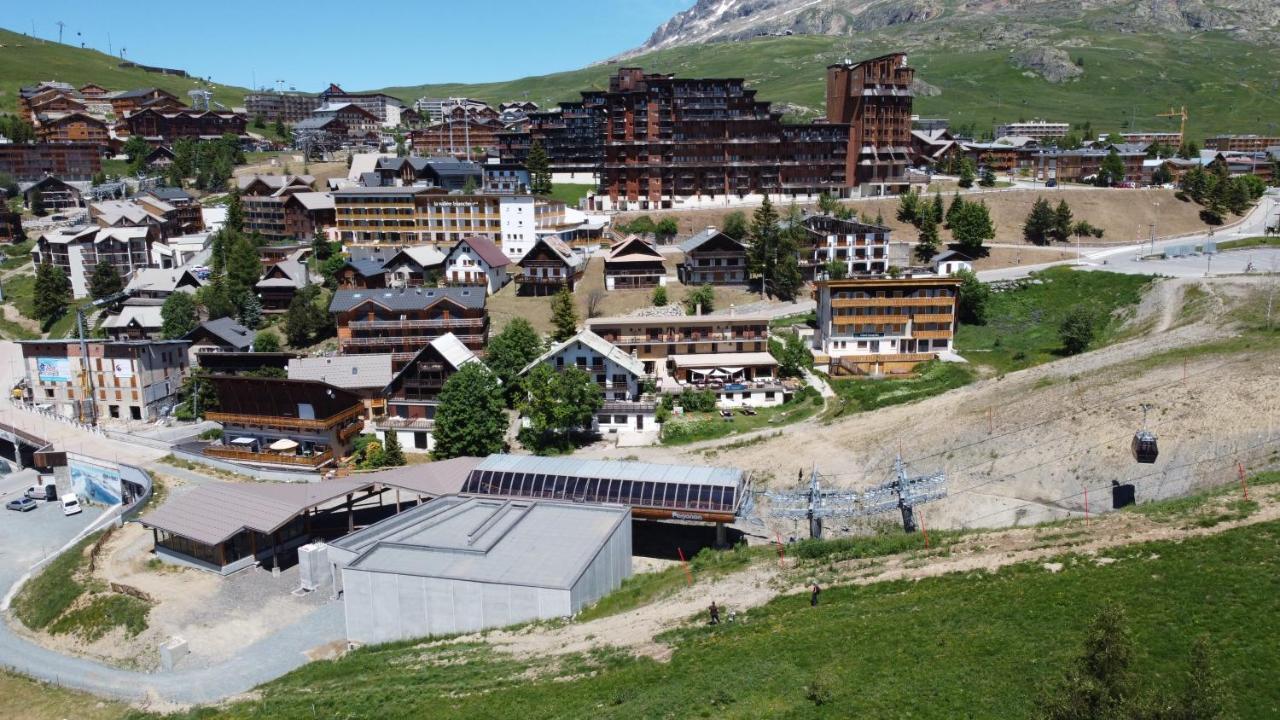 Hotel Le Refuge Alpe d'Huez Exterior photo