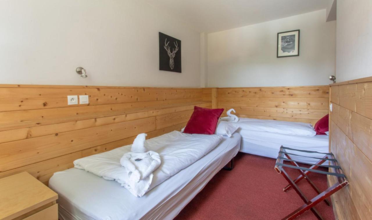 Hotel Le Refuge Alpe d'Huez Exterior photo